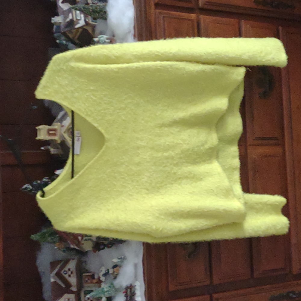 SO yellow cropped sweater. Size small.